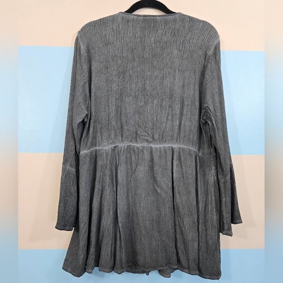 Gray Women's Top with Lace Detailing - Picture 7 of 9
